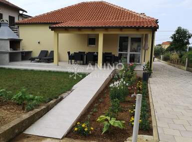 Kuca, Privlaka, Škrapavac, prodaja, 460000 €, 115 m2