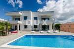 Kuca, Krk, Žgaljići, prodaja, 1090000 €, 300 m2