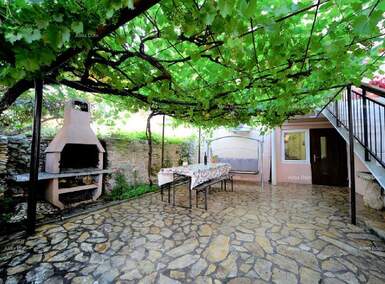 Kuca, Ližnjan, prodaja, 400000 €, 240 m2