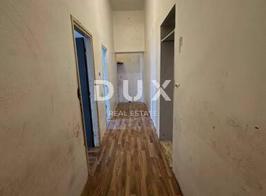 Trosoban stan, Poreč, prodaja, 220000 €, 65 m2