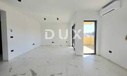 Trosoban stan, Pula, Štinjan, prodaja, 300000 €, 71 m2