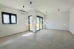 Trosoban stan, Pula, Štinjan, prodaja, 300000 €, 71 m2