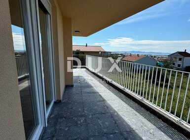 Trosoban stan, Zadar, Bili brig, prodaja, 266000 €, 84 m2