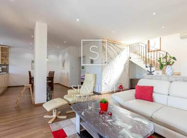 Kuca, Kostrena, najam, 2800 €, 135 m2