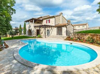 Kuca, Tinjan, prodaja, 950000 €, 280 m2