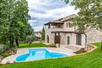 Kuca, Tinjan, prodaja, 950000 €, 280 m2
