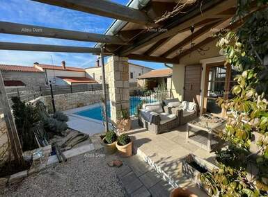 Kuca, Svetvinčenat, prodaja, 680000 €, 218 m2