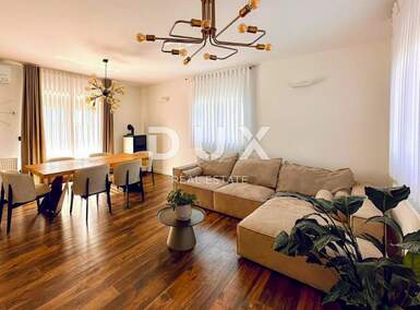 Cetvorosoban stan, Pula, Valdebek, prodaja, 330000 €, 102 m2