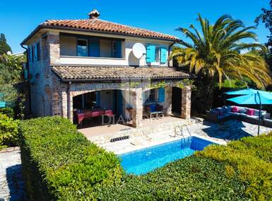 Kuca, Poreč, prodaja, 495000 €, 125 m2