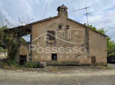 Kuca, Buzet, prodaja, 41000 €, 184 m2