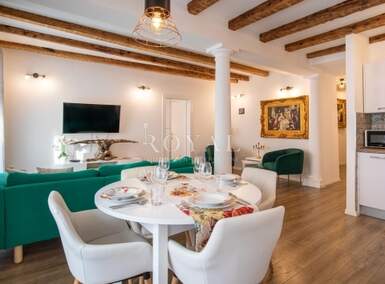 Trosoban stan, Rijeka, Centar, prodaja, 371000 €, 72 m2