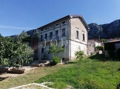 Kuca, Vinodol, Bribir, prodaja, 187000 €, 290 m2
