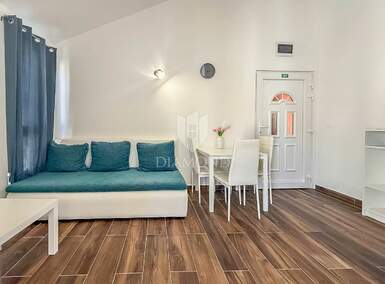 Dvosoban stan, Novigrad, Mareda, prodaja, 155000 €, 32 m2