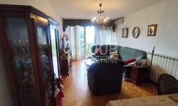 Trosoban stan, Rijeka, Donja Vežica, najam, 700 €, 65 m2