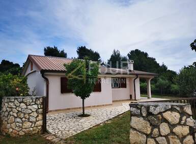 Kuca, Medulin, prodaja, 207500 €, 72 m2