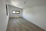 Trosoban stan, Umag, prodaja, 281000 €, 65 m2