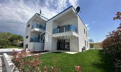 Trosoban stan, Umag, prodaja, 347000 €, 80 m2