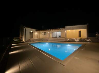 Kuca, Tinjan, prodaja, 615000 €, 185 m2