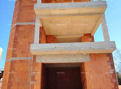 Trosoban stan, Medulin, prodaja, 332000 €, 84 m2