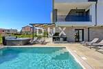 Kuca, Poreč, prodaja, 650000 €, 155 m2