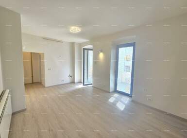 Jednosoban stan, Pula, prodaja, 160000 €, 49 m2