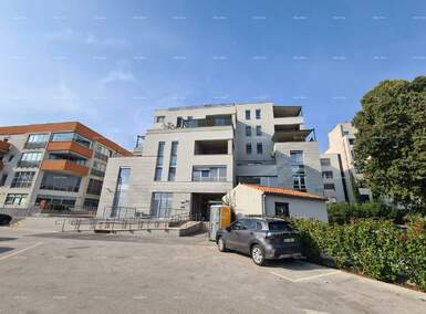 Dvosoban stan, Pula, prodaja, 266500 €, 111 m2