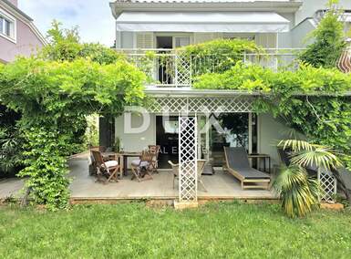 Kuca, Rovinj, prodaja, 659000 €, 150 m2