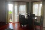 Trosoban stan, Opatija, Ičići, najam, 1100 €, 87 m2
