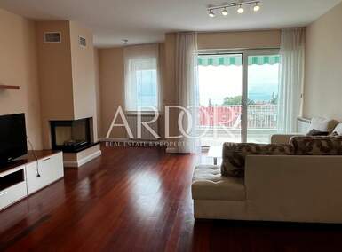 Cetvorosoban stan, Opatija, Ičići, najam, 1800 €, 141 m2