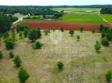 Zemljiste, Poreč, prodaja, 900000 €, 8596 m2