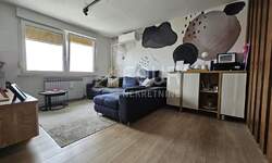 Trosoban stan, Rijeka, Srdoči, prodaja, 250000 €, 69 m2