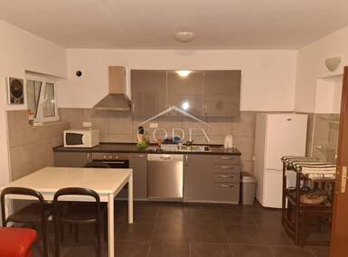 Stan, Crikvenica, prodaja, 300000 €, 103 m2