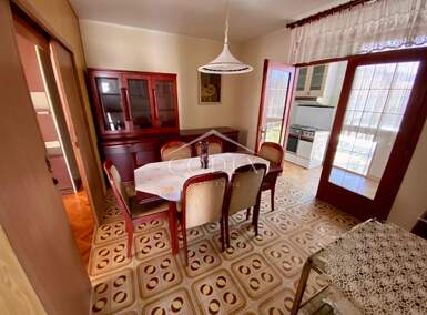 Cetvorosoban stan, Pula, Centar, prodaja, 270000 €, 108 m2