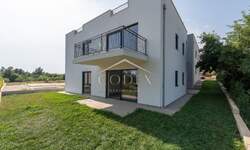 Cetvorosoban stan, Tar-Vabriga, Tar, prodaja, 270000 €, 90 m2