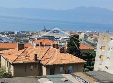 Stan, Rijeka, Bulevard, prodaja, 390000 €, 128 m2