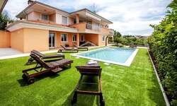 Kuca, Rovinj, Rovinjsko Selo, prodaja, 1090000 €, 550 m2