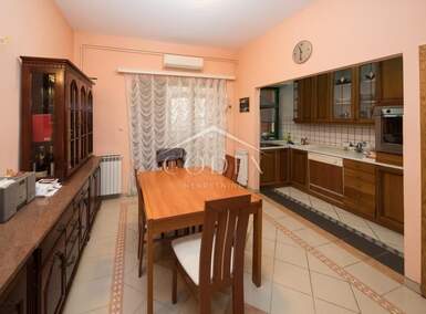 Cetvorosoban stan, Crikvenica, prodaja, 600000 €, 120 m2