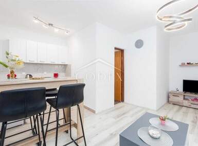 Trosoban stan, Poreč, Radmani, prodaja, 360000 €, 104 m2