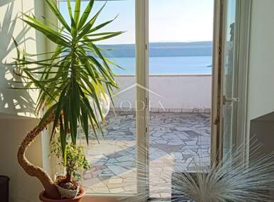 Trosoban stan, Crikvenica, Jadranovo, najam, 1200 €, 106 m2