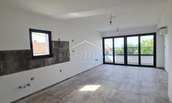 Dvosoban stan, Viškovo, Marinići, prodaja, 310800 €, 85 m2