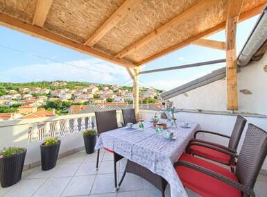 Kuca, Vrbnik, prodaja, 260000 €, 120 m2