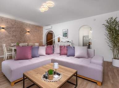 Kuca, Opatija, Veprinac, prodaja, 415000 €, 178 m2