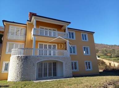 Kuca, Opatija, Dobreć, prodaja, 825000 €, 480 m2