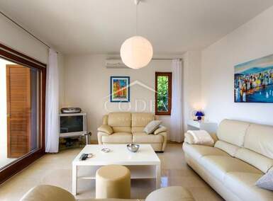 Kuca, Krk, prodaja, 1970000 €, 450 m2