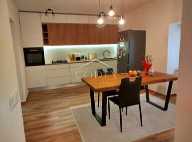 Kuca, Vodnjan, prodaja, 400000 €, 188 m2