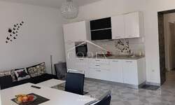 Cetvorosoban stan, Rijeka, Školjić, najam, 900 €, 85 m2