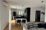 Kuca, Vrbnik, prodaja, 650000 €, 152 m2
