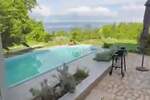 Cetvorosoban stan, Opatija, Ičići, prodaja, 336000 €, 100 m2