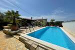 Kuca, Pula, Veli vrh, prodaja, 575000 €, 163 m2