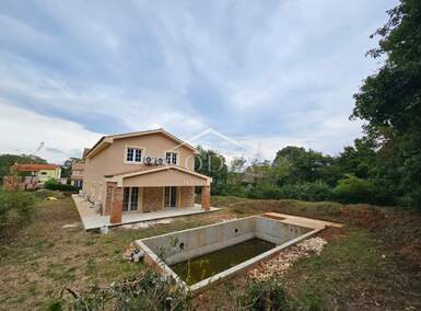Kuca, Vrbnik, Risika, prodaja, 520000 €, 400 m2